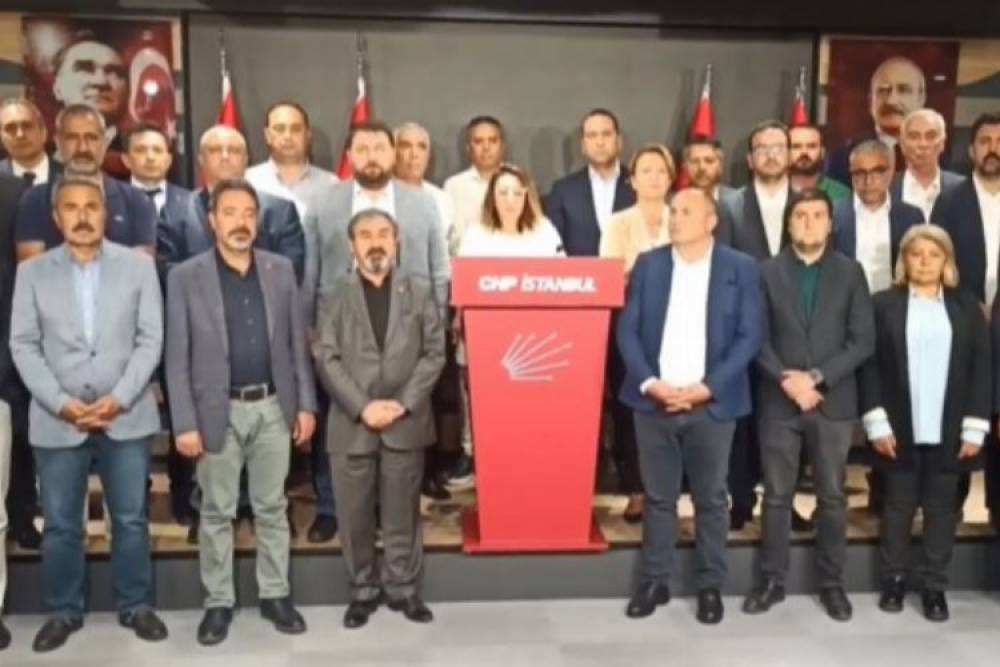 İstanbul'da 39 ilçe başkanından Kaftancıoğlu'na tam destek